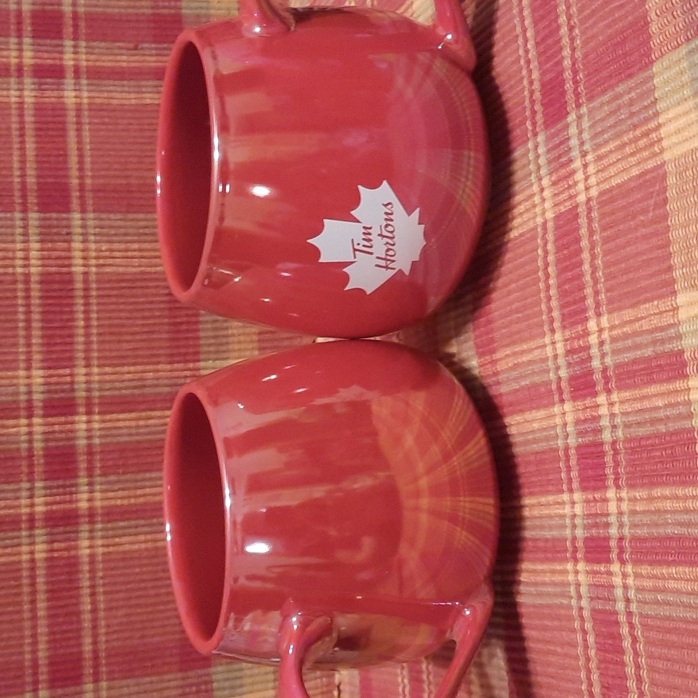 Tim Hortons mugs - Picture 5 of 5